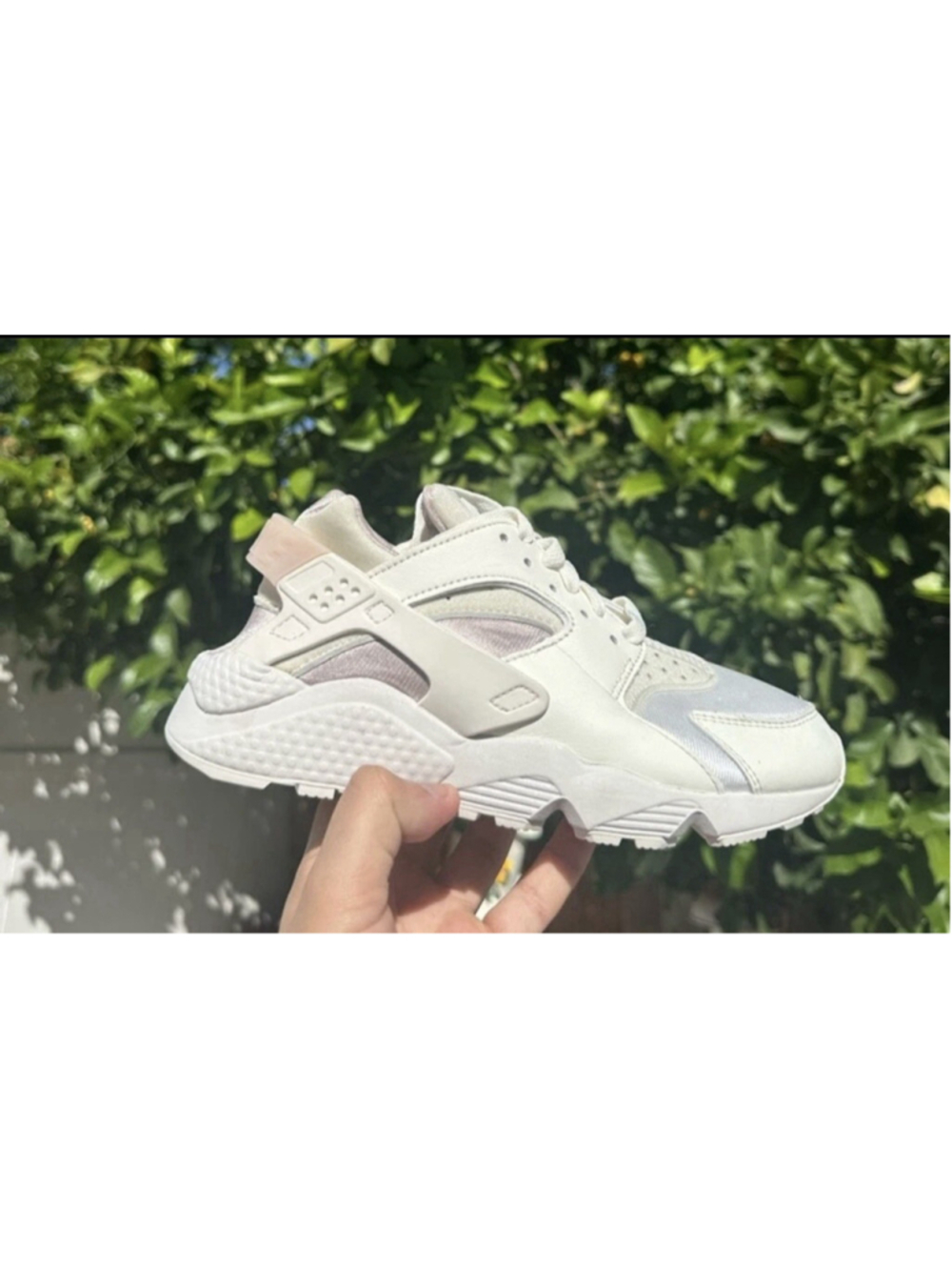 Women's Nike Air Huarache Sneakers Size 7 Sail/Light Bone/Fossil Stone dh4439104